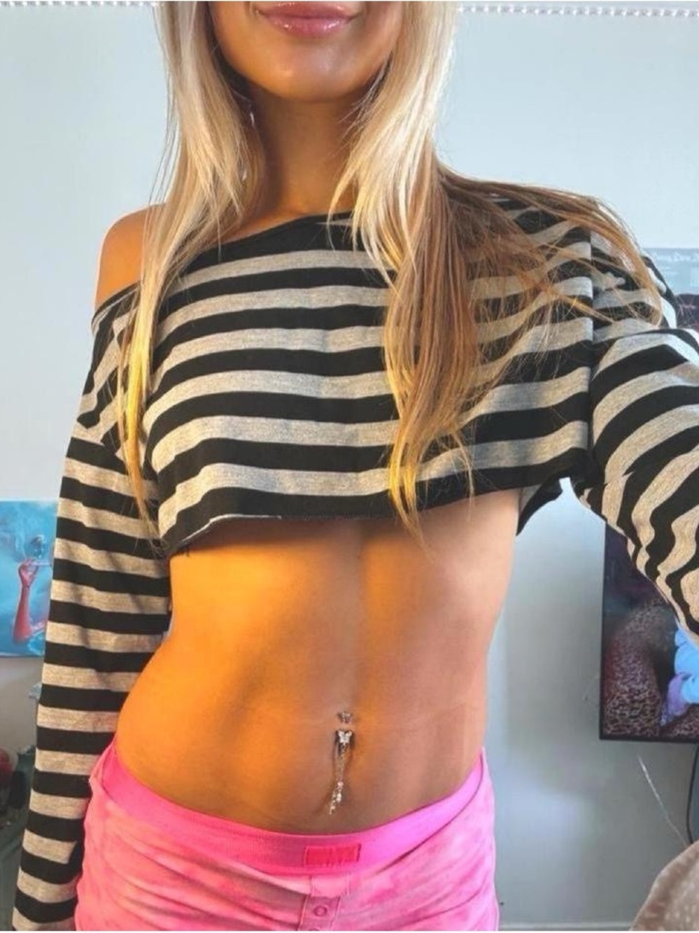 black and gray striped long sleeve crop top size s